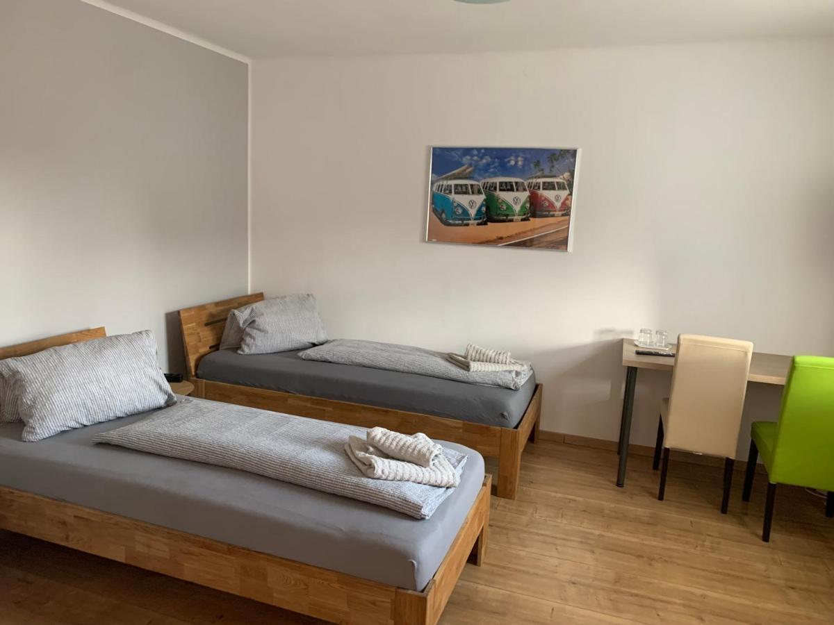 Roccos Raum Hotel Капфенберг Екстериор снимка