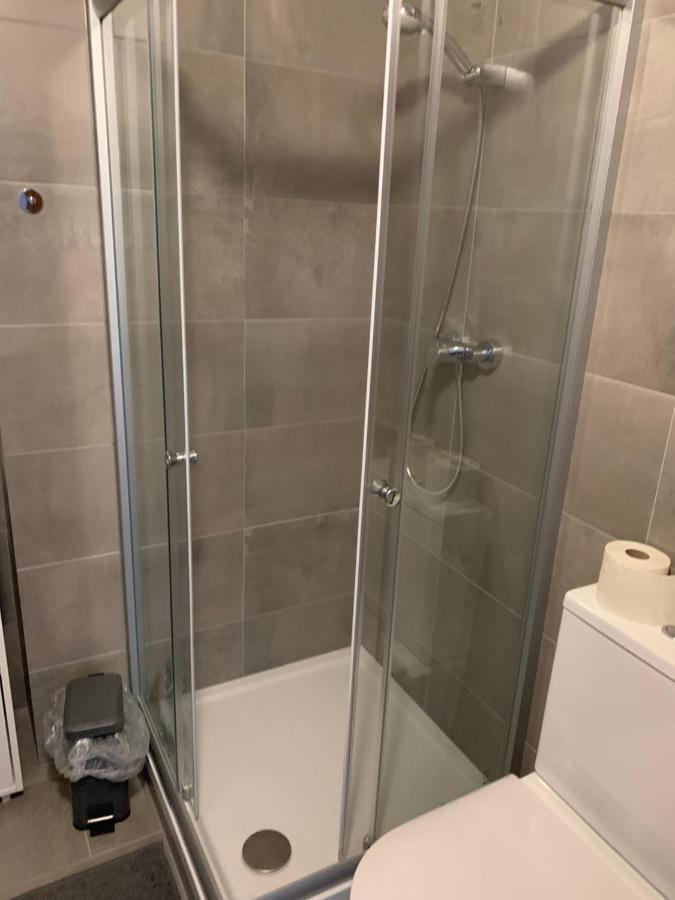 Roccos Raum Hotel Капфенберг Екстериор снимка
