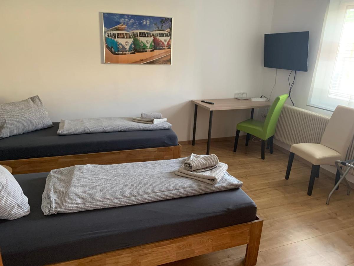 Roccos Raum Hotel Капфенберг Екстериор снимка