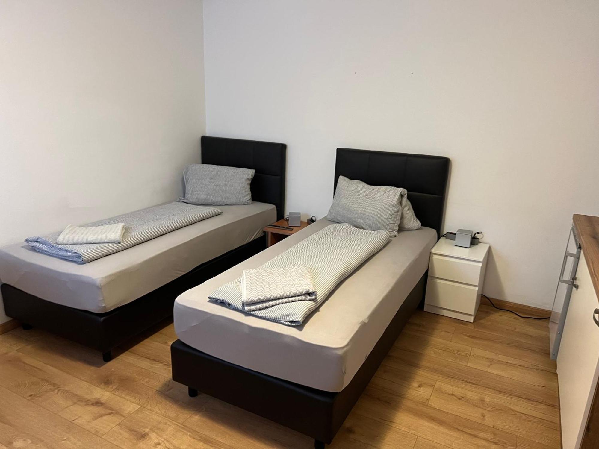 Roccos Raum Hotel Капфенберг Екстериор снимка
