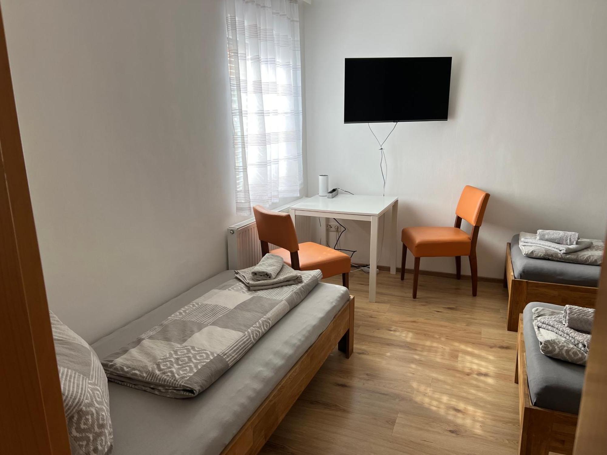 Roccos Raum Hotel Капфенберг Екстериор снимка